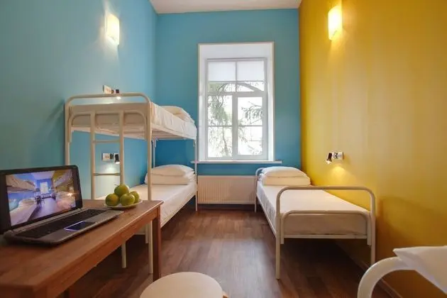 Ortak Ranzalı Oda, Karma Ranzalı Oda