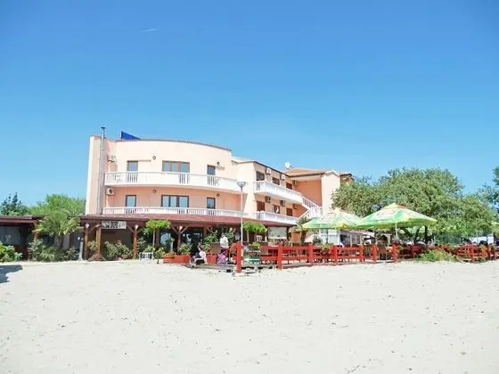 Apart Daire (Real - 10 m from sea - A8(2+2))