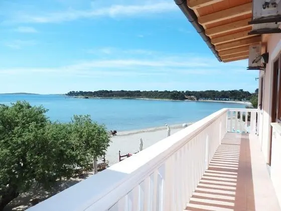 Apart Daire (Real - 10 m from sea - A8(2+2))