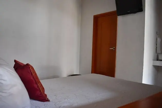 Tek Büyük Yataklı Oda, 1 Çift Kişilik Yatak