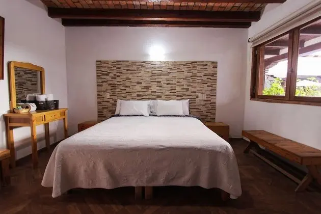 Üç Kişilik Oda