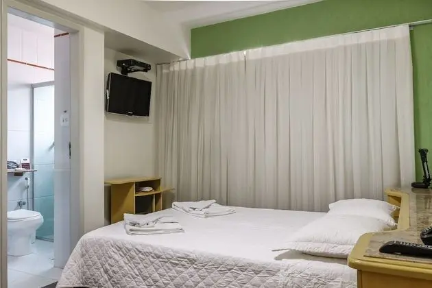 Superior Tek Büyük veya İki Ayrı Yataklı Oda