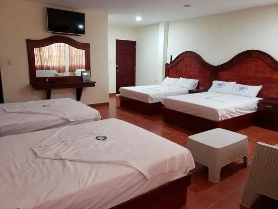 Oda, Birden Çok Yatak, Sigara İçilmez (Four Double Beds)