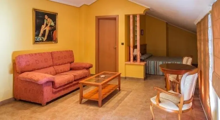 Süit, 1 Büyük (Queen) Boy Yatak, Sigara İçilmez, Şehir Manzaralı