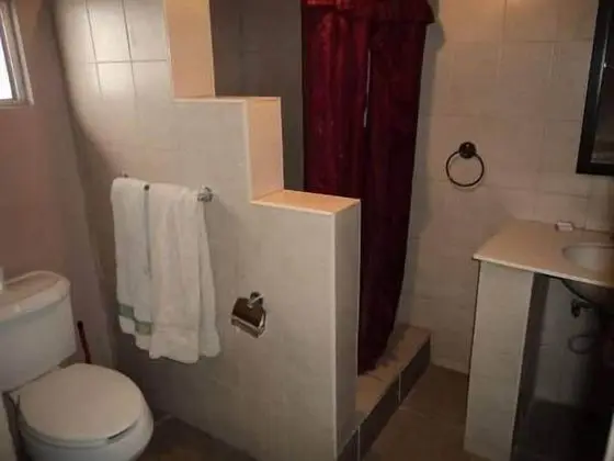 Üç Kişilik Oda