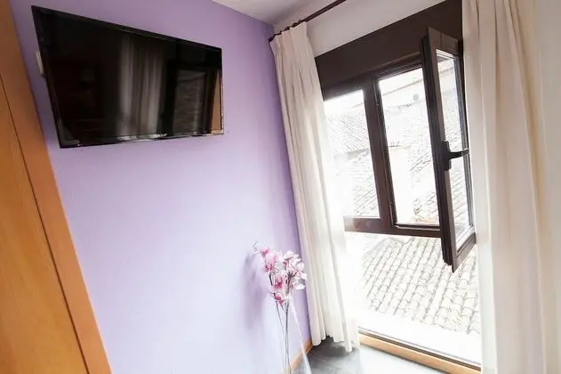 Tek Büyük Yataklı Oda, 1 Çift Kişilik Yatak