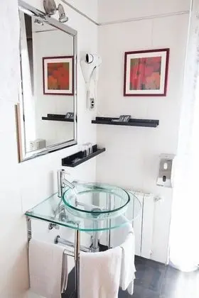 Tek Büyük Yataklı Oda, 1 Çift Kişilik Yatak