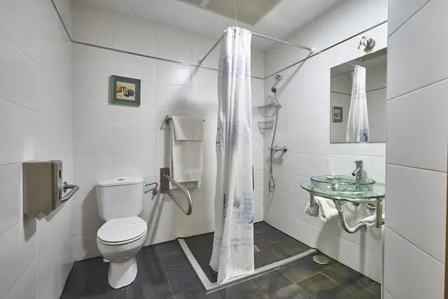 Tek Büyük Yataklı Oda (Accesible Room)