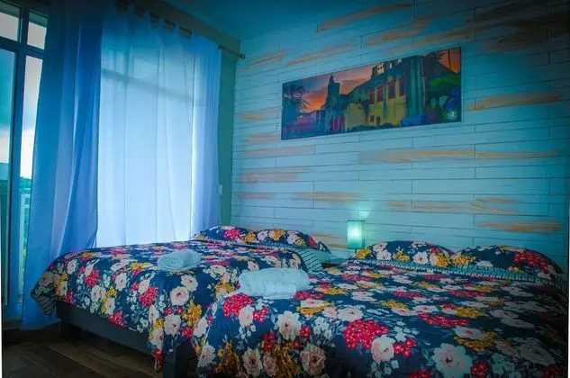 Family Tek Büyük Yataklı Oda