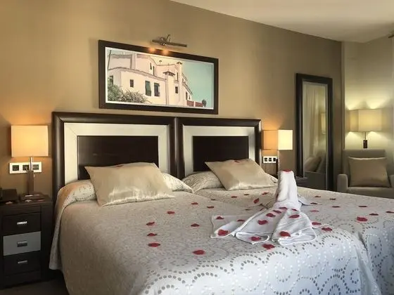 Romantic İki Ayrı Yataklı Oda