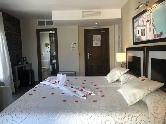 Romantic İki Ayrı Yataklı Oda
