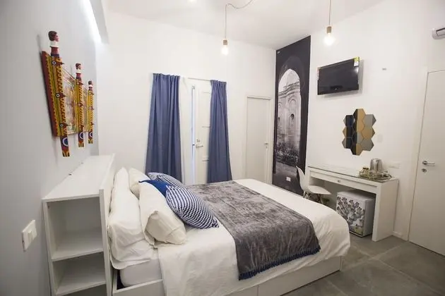 Deluxe Tek Büyük Yataklı Oda, Engellilere Uygun, Avlu Manzaralı