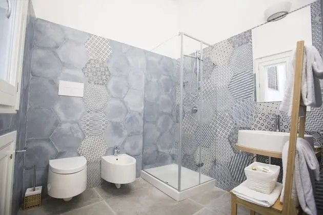 Deluxe Tek Büyük Yataklı Oda, Engellilere Uygun, Avlu Manzaralı