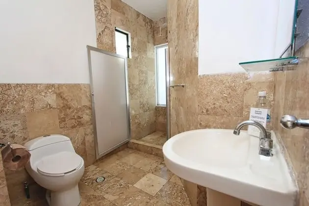 Tek Büyük Yataklı Oda, 1 Çift Kişilik Yatak