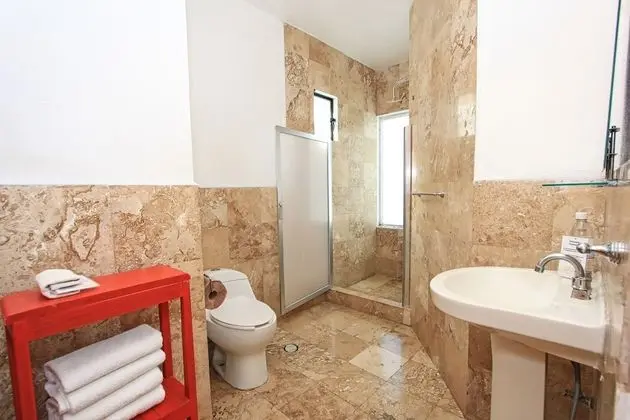 Tek Büyük Yataklı Oda, 1 Çift Kişilik Yatak