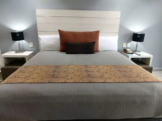 Deluxe King