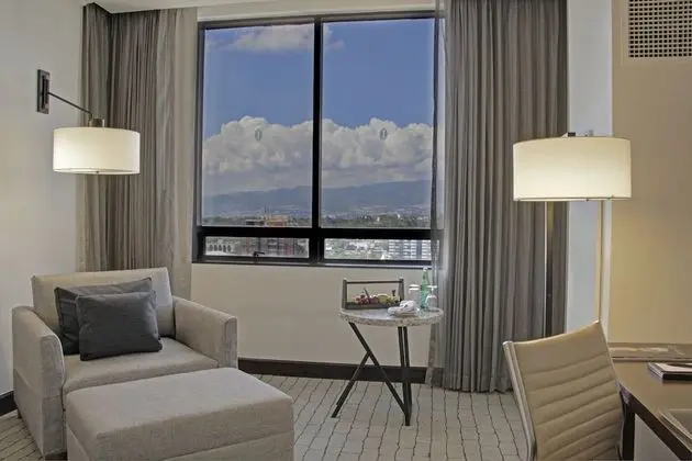 Club Oda, 2 Çift Kişilik Yatak, Engellilere Uygun (High Floor, Lounge Access)