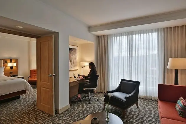 Süit, 1 Yatak Odası (Club Floor Lounge Access)