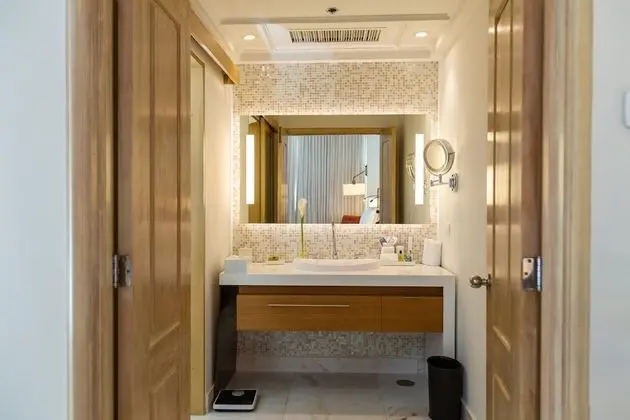 Süit, 1 Yatak Odası (Club Floor Lounge Access)