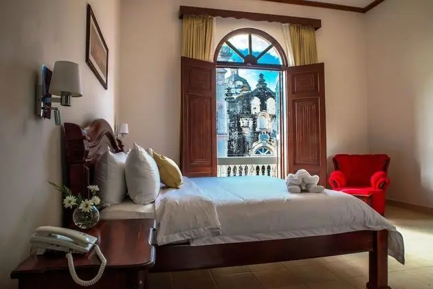 Junior Oda, 1 En Büyük (King) Boy Yatak, Balkon, Şehir Manzaralı