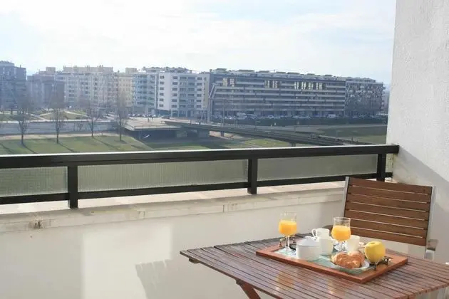 Çift ​​kişilik Club