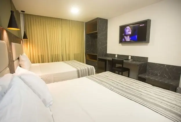 Deluxe Dört Kişilik Oda, Şehir Manzaralı