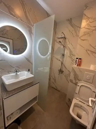 Deluxe Üç Kişilik Oda, Şehir Manzaralı