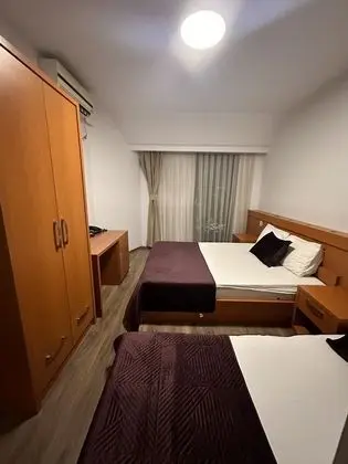 Deluxe Üç Kişilik Oda, Şehir Manzaralı
