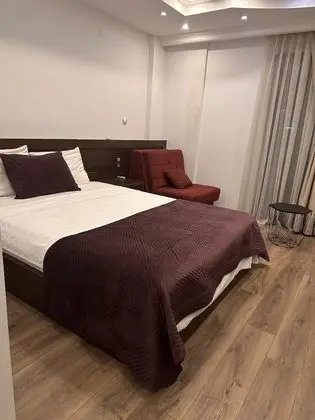 Tek Büyük Yataklı Oda, Özel Banyo, Şehir Manzaralı