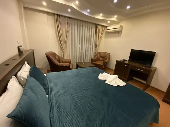 Tek Büyük Yataklı Oda, Özel Banyo, Şehir Manzaralı