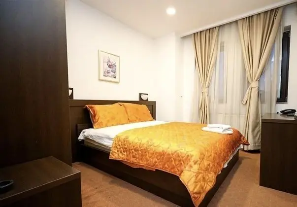 Tek Büyük Yataklı Oda, Özel Banyo, Şehir Manzaralı