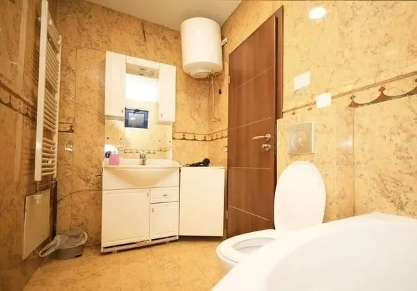 Tek Büyük Yataklı Oda, Özel Banyo, Şehir Manzaralı