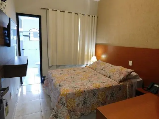 Classic Tek Büyük Yataklı Oda