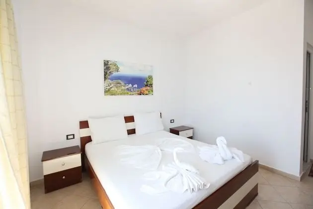 Dört Kişilik Oda, Deniz Manzaralı