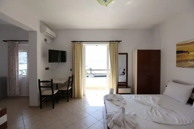 Tek Büyük Yataklı Oda, Balkon