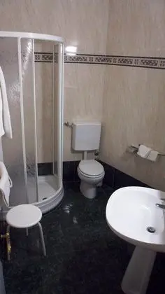 Tek Büyük veya İki Ayrı Yataklı Oda, Balkon