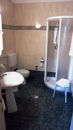 Tek Büyük veya İki Ayrı Yataklı Oda, Balkon