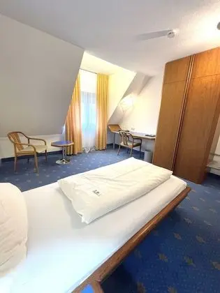 Tek Kişilik Oda, Avlu Manzaralı