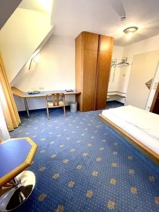 Tek Kişilik Oda, Avlu Manzaralı