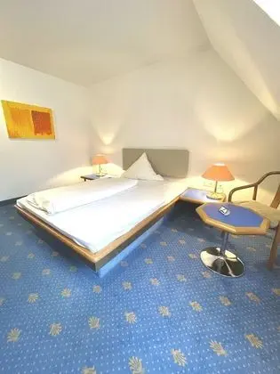 Tek Kişilik Oda, Avlu Manzaralı