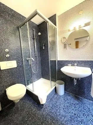 Tek Kişilik Oda, Avlu Manzaralı