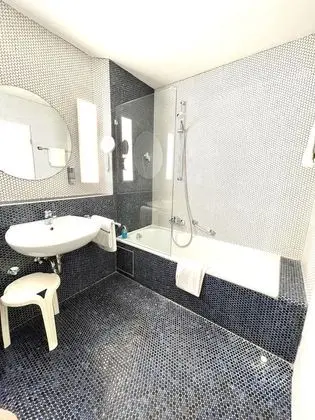 Tek Kişilik Oda, Avlu Manzaralı