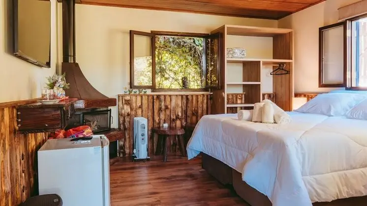 Romantic Tek Büyük Yataklı Oda
