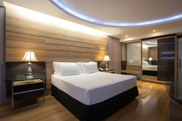 Premium Oda (Suite Premium - Vista Piscina)