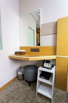 [Netflix] Standard Double Room