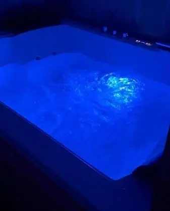 Luxury Süit, Jakuzi, Şehir Manzaralı