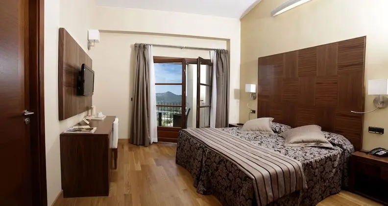 Deluxe Tek Büyük Yataklı Oda, Manzaralı