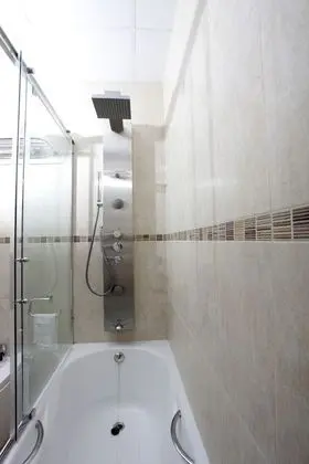 Deluxe Tek Büyük Yataklı Oda, Manzaralı