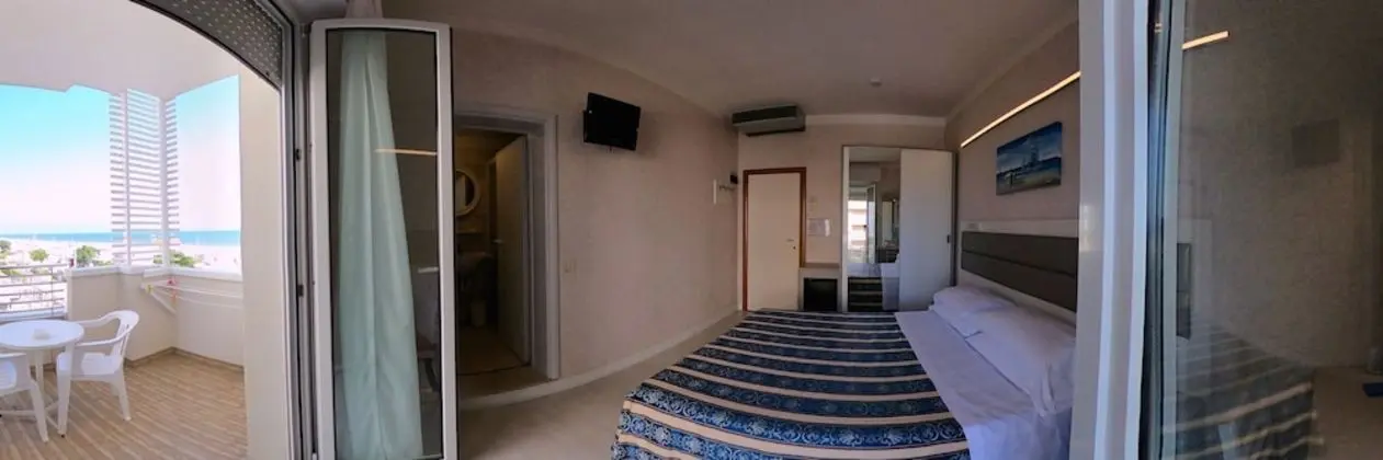 Comfort Tek Büyük veya İki Ayrı Yataklı Oda