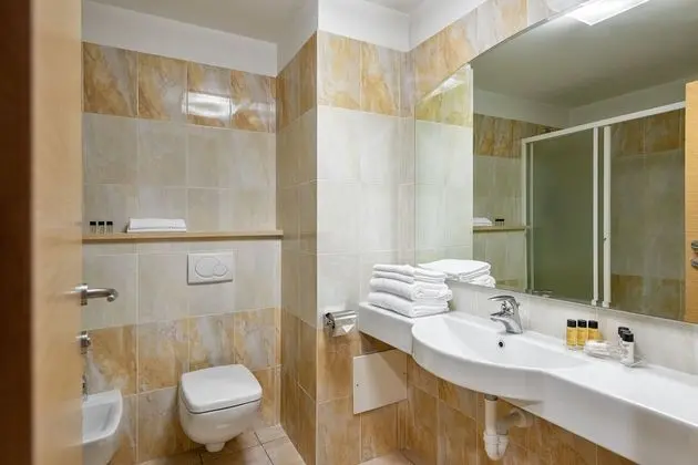 Classic Üç Kişilik Oda